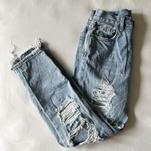 American Eagle ripped mom jeans